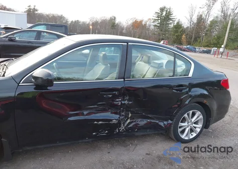 2014 Subaru Legacy 2.5I Limited z USA, uszkodzony, nr VIN 4S3BMBL6XE3008685